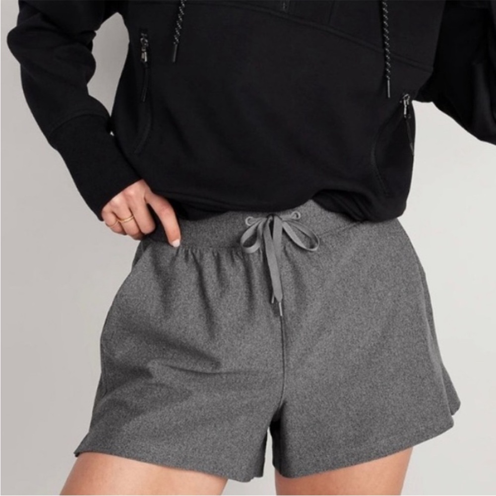 Old Navy High-Rise Powersoft shorts NWT